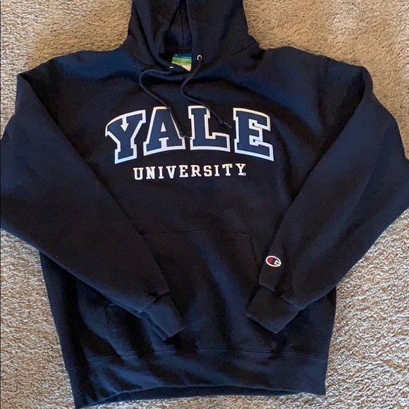 Hooded Champion Embroidered Yale 